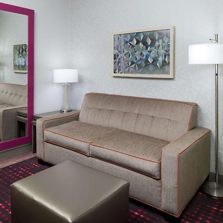Home2 Suites By Hilton Orlando Airport Екстер'єр фото