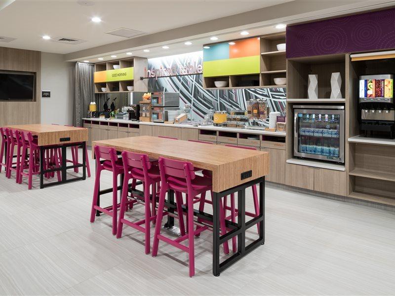 Home2 Suites By Hilton Orlando Airport Екстер'єр фото